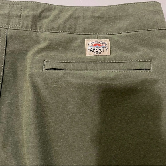 Faherty Men’s 35 Green All Day Drawstring Chino Shorts Casual Outdoor Wear - Picture 8 of 8